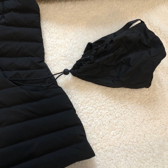 Lululemon Pack It Down Jacket - Picture 7 of 8